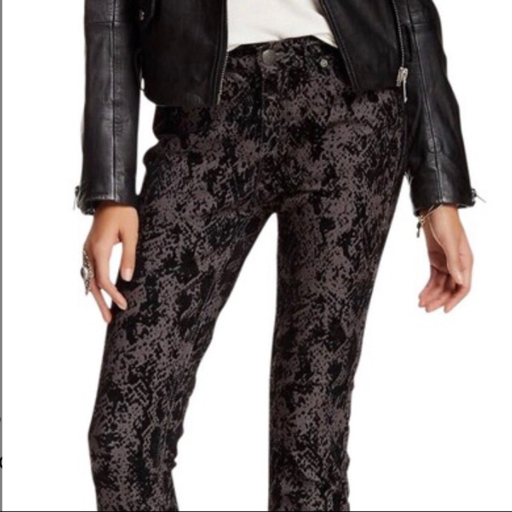 FREE PEOPLE Black Skinny Jeans